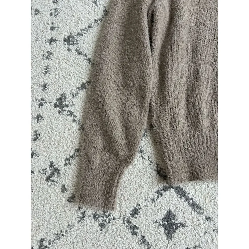 Old Navy Eyelash Sweater Women‎ Medium Beige Knit Crew Neck Long Sleeve Pullover - Picture 2 of 8